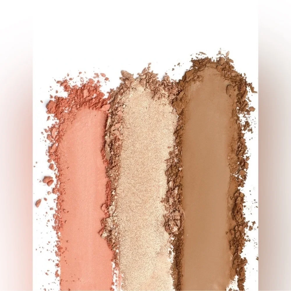 NWT REALHER Ultimate Glow Getter